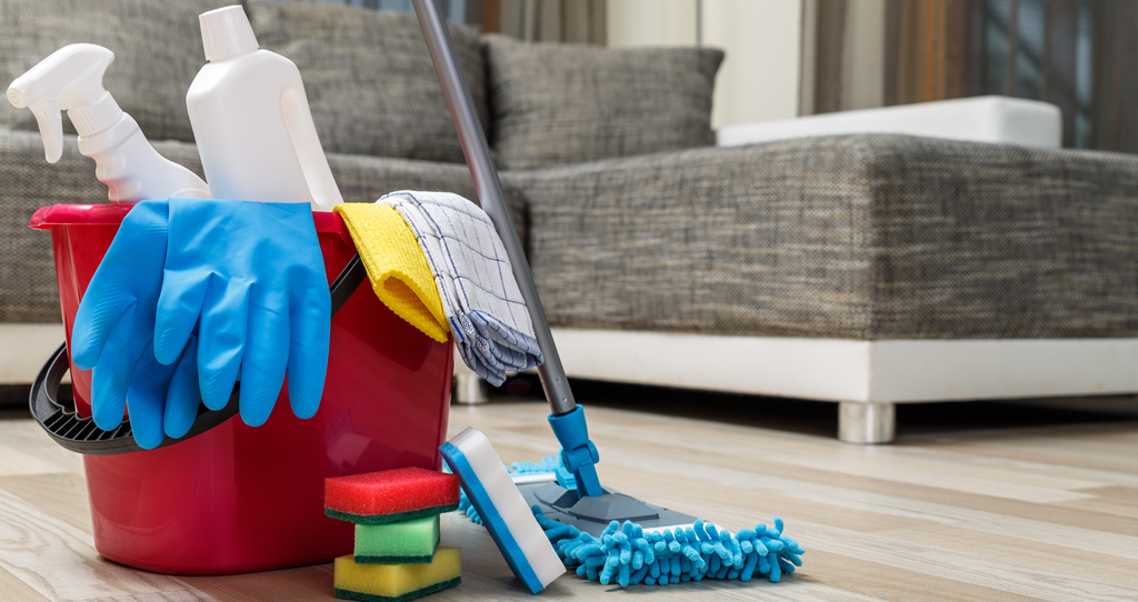 8 Apartment Cleaning Essentials